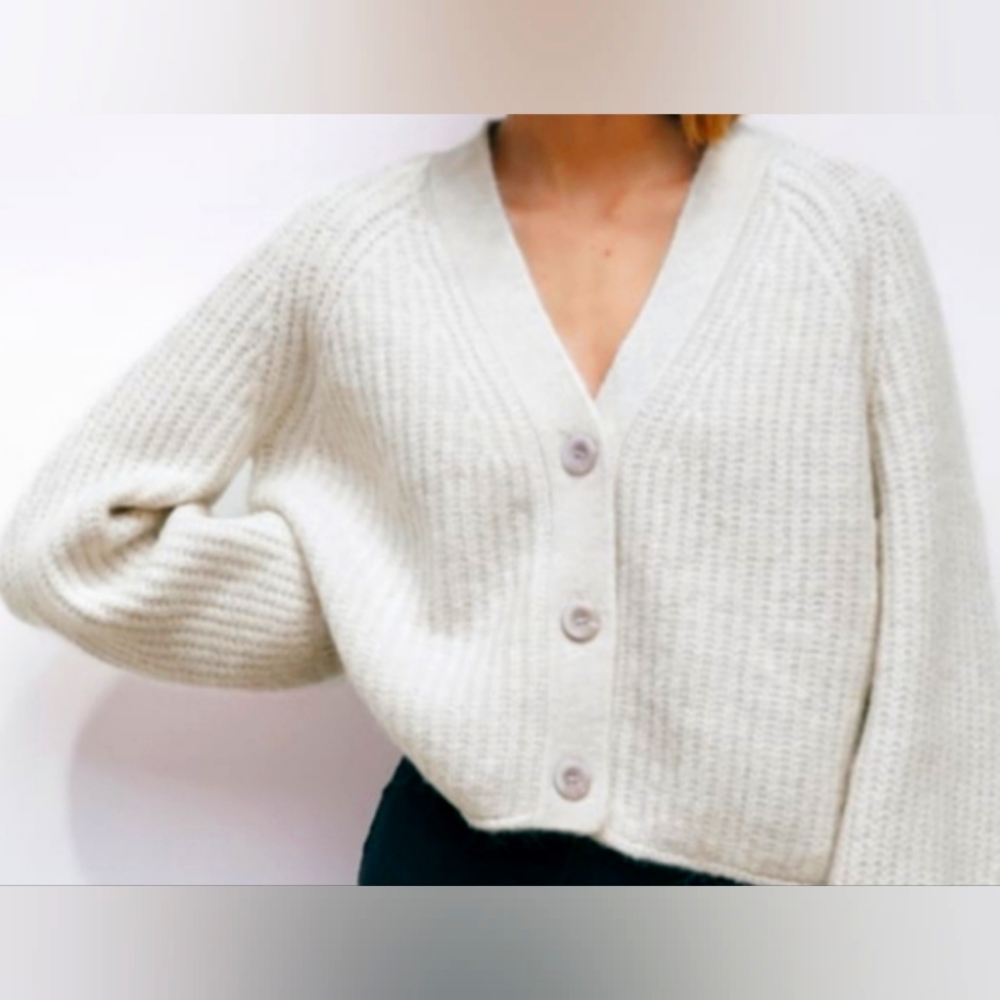 PRICE DROP!! Knit White Cardigan/Sweater